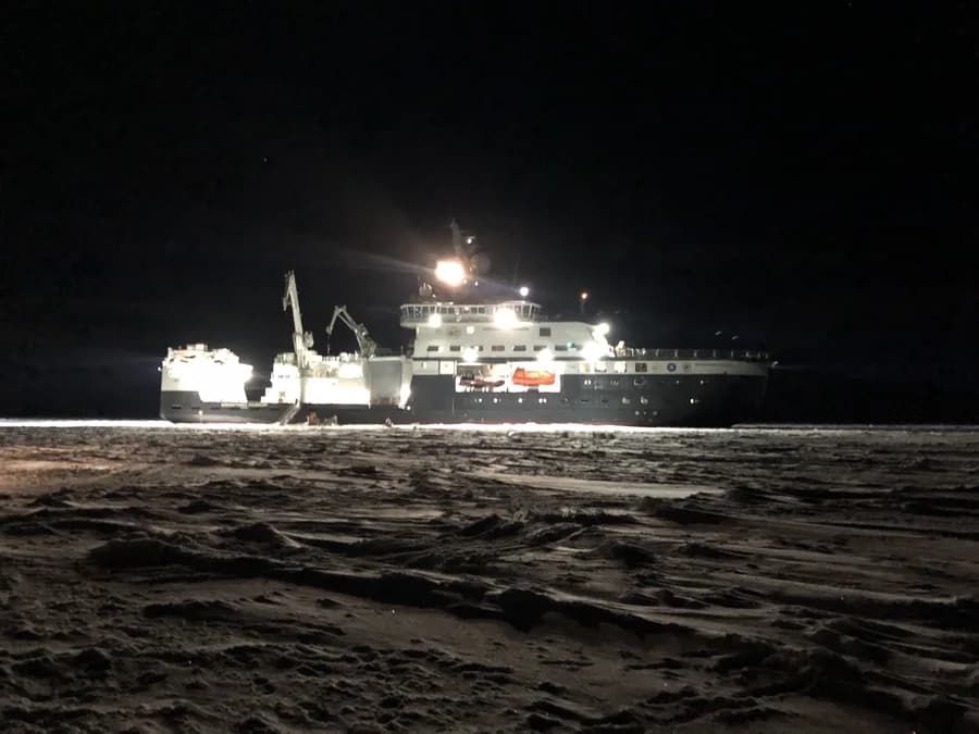 RV Kronprins Haakon