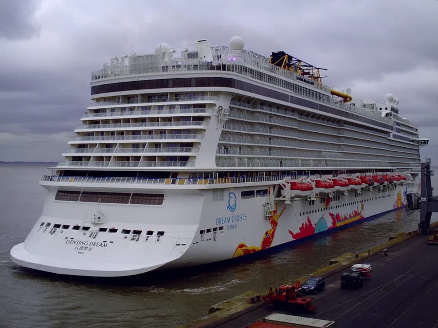 Genting Dream