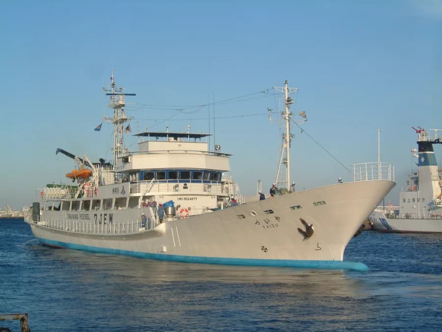 Training ship Yaizu