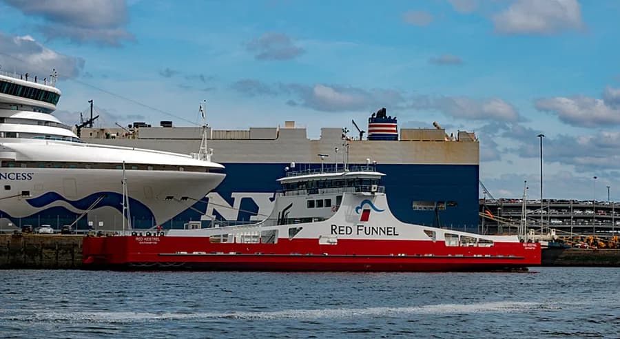 MV Red Kestrel