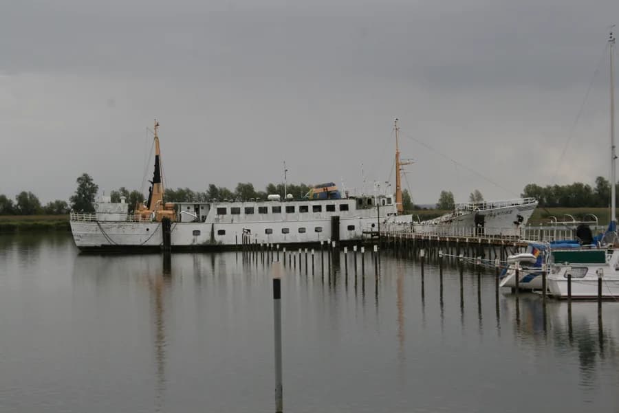Atlantis II