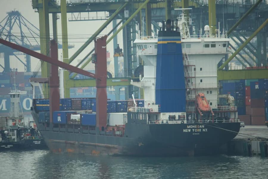 MV Span Asia 25