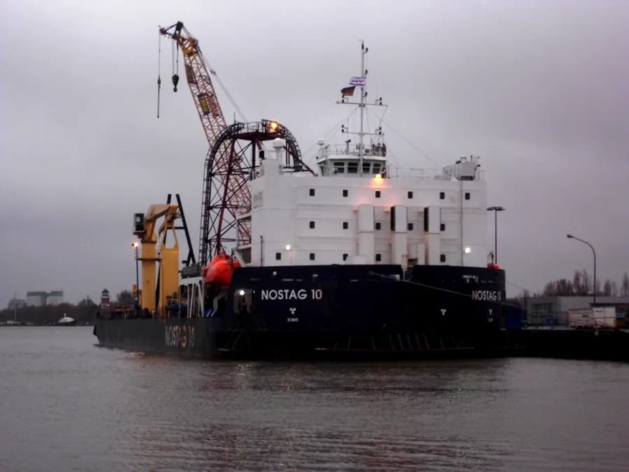IMO 8524375