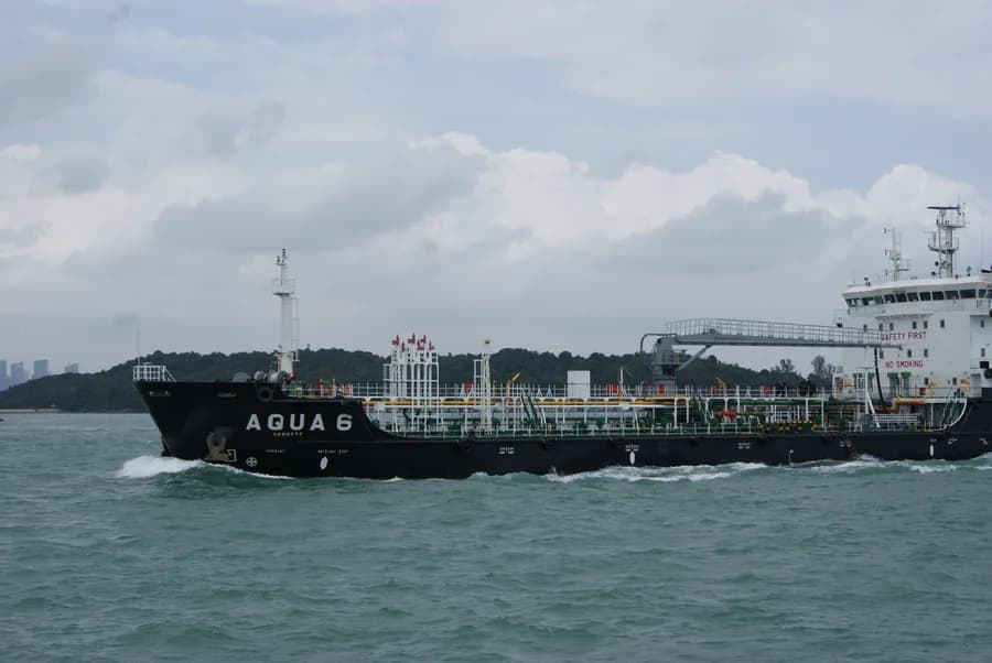 Aqua 6