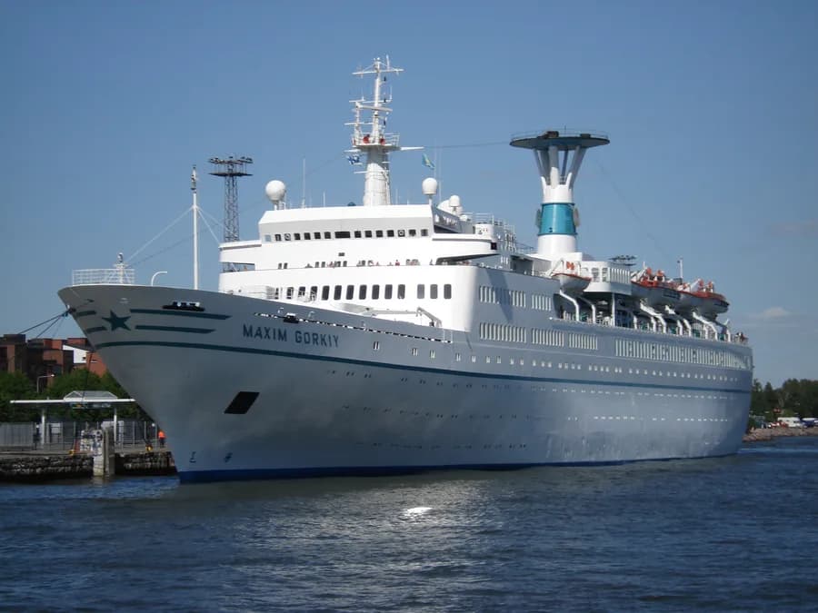 TS Maxim Gorkiy