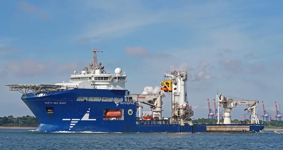 North Sea Giant