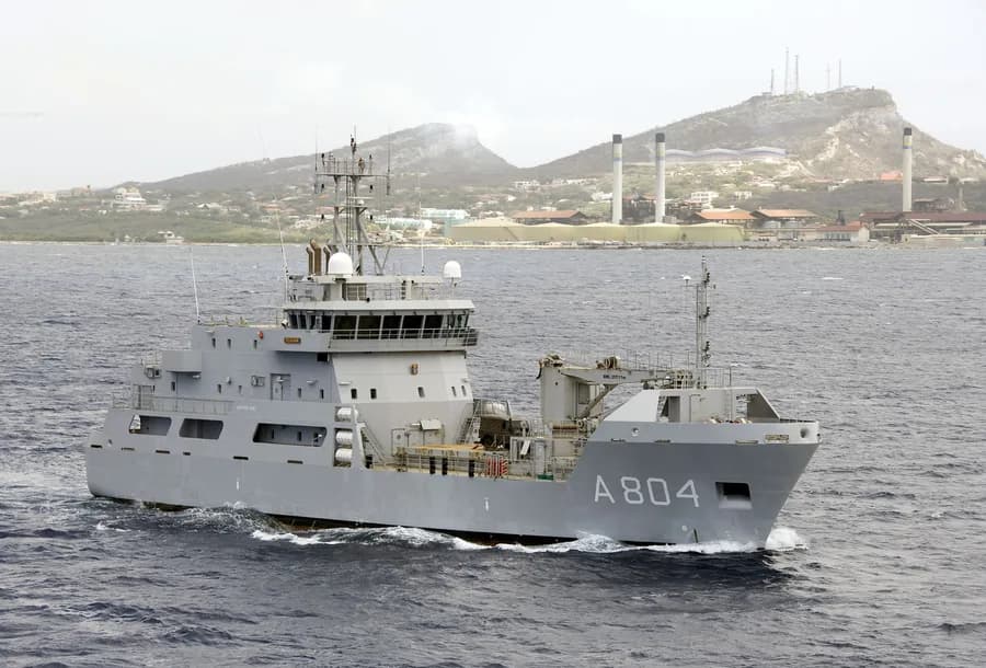 HNLMS Pelikaan