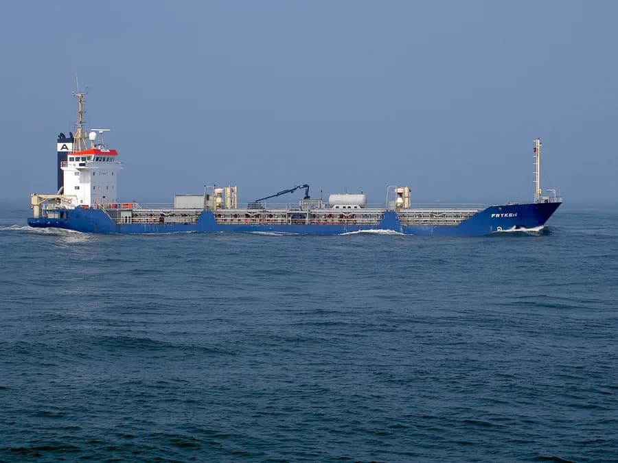 IMO 8819718