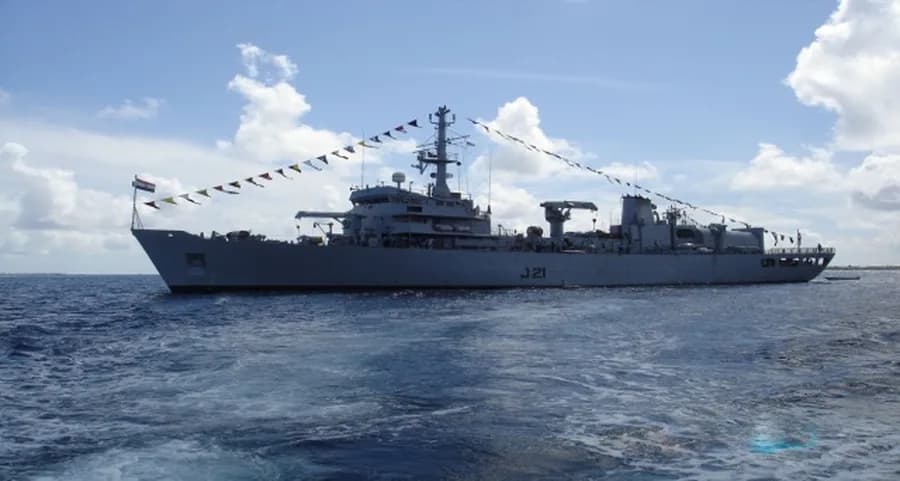 INS Darshak