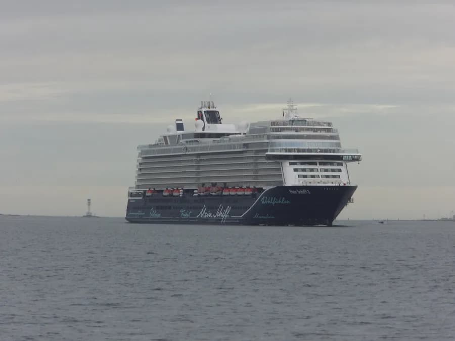 Mein Schiff 2