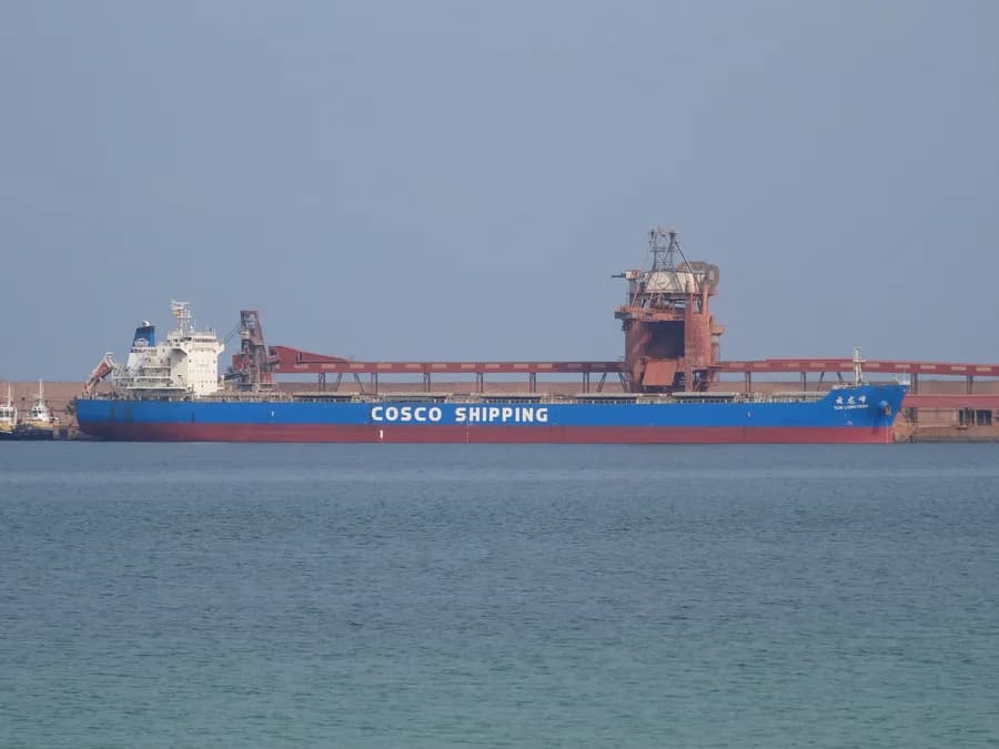 YUN LONG FENG