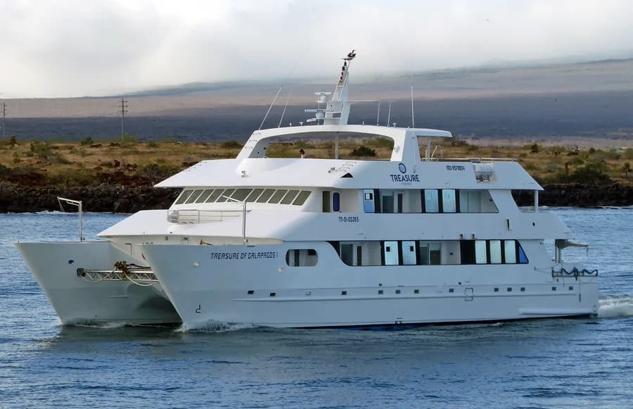 TREASURE OF GALAPAGOS I