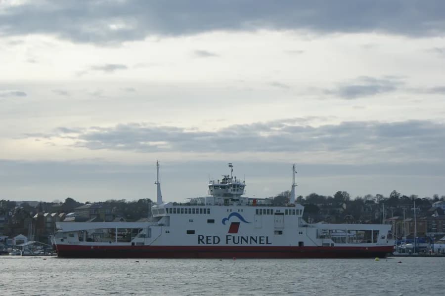 RED FALCON