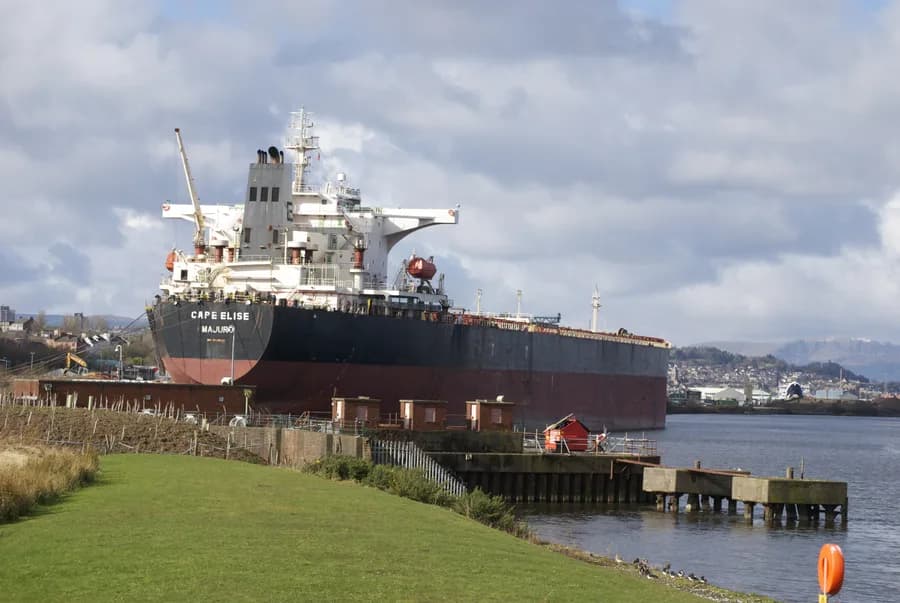 XH NAVIGATOR