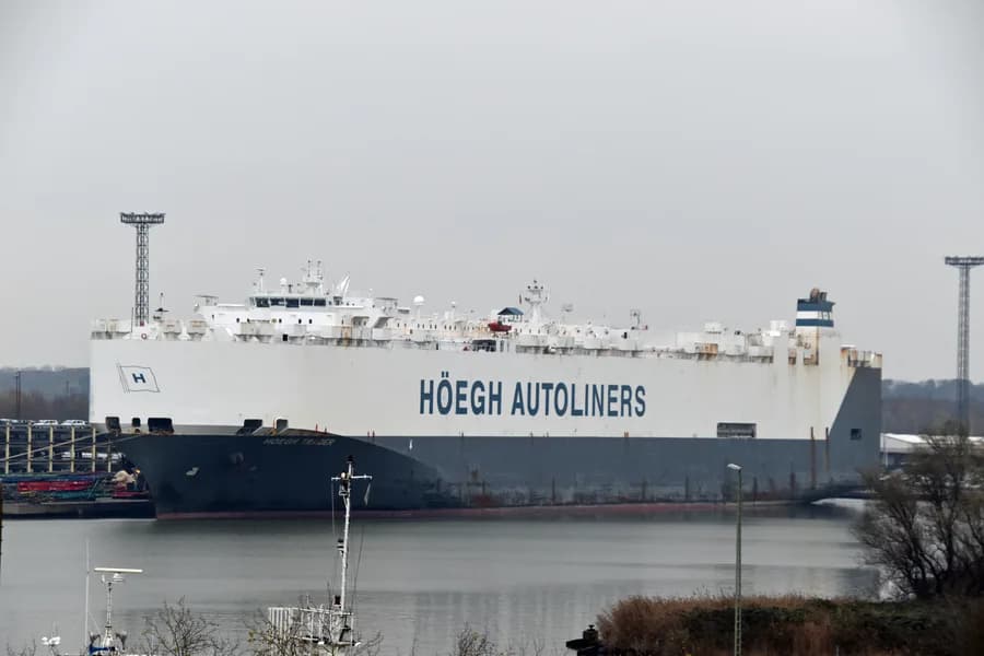 HOEGH TRADER