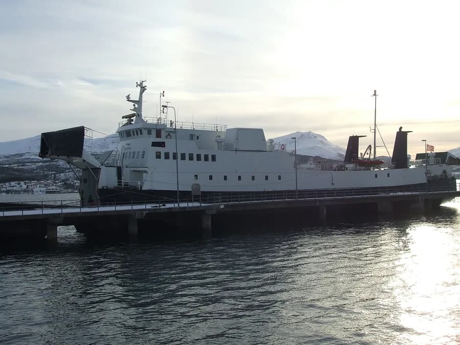 BEQUIA EXPRESS 2