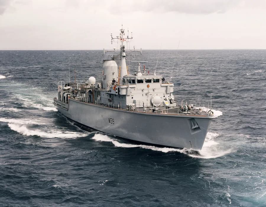 HMS Hurworth