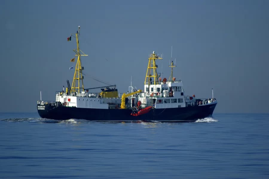 RV Zeeleeuw