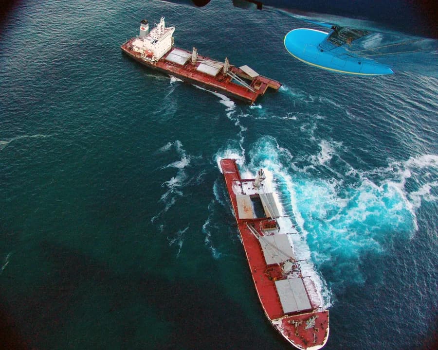 MV Selendang Ayu