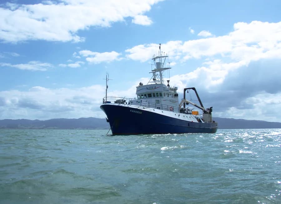 RV Kaharoa