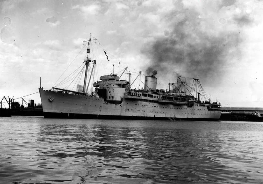 HMAS Kanimbla