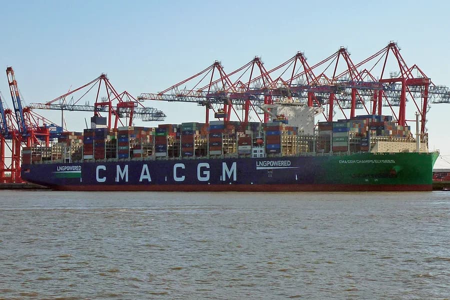 CMA CGM Champs Elysees