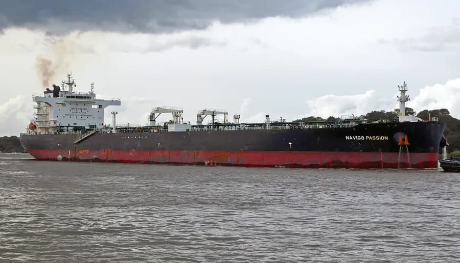 Navig8 Passion
