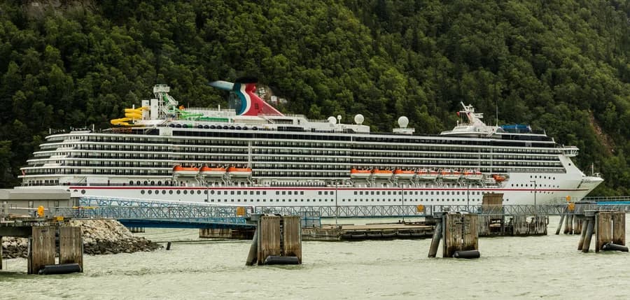 Carnival Legend