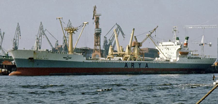 Arya Pas
