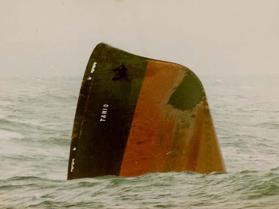 Tanio oil spill