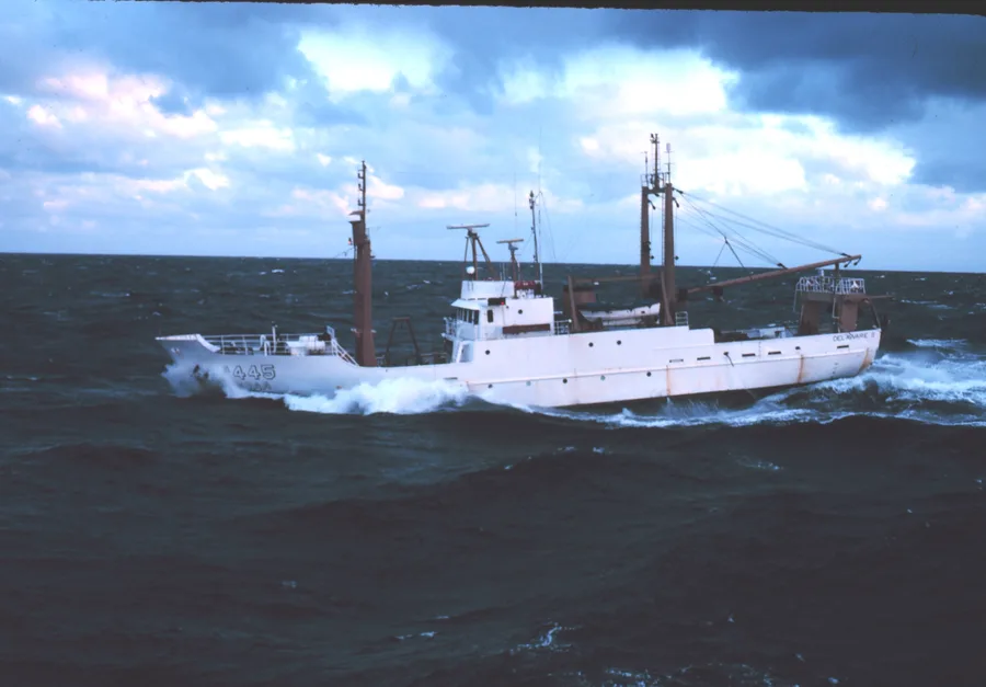 NOAAS Delaware II