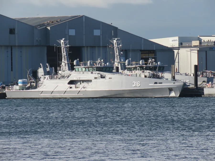 HMAS Cape Naturaliste