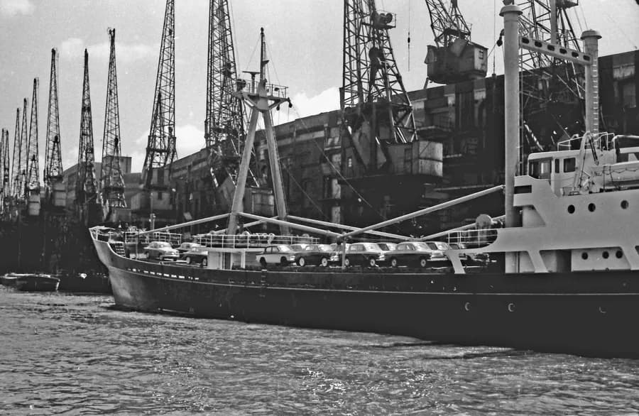 Batavier V