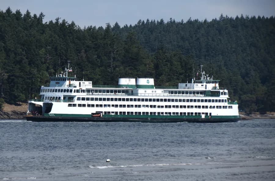 MV Hyak
