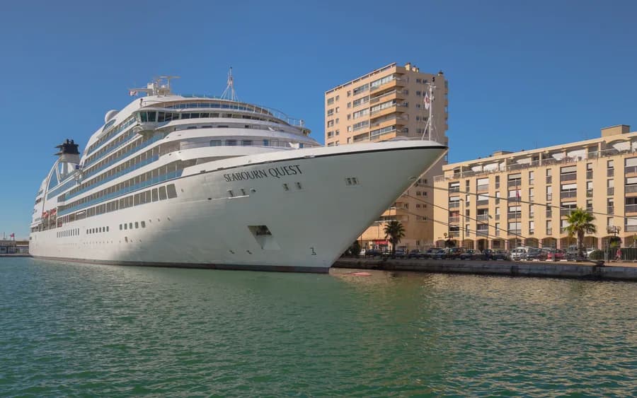 MV Seabourn Quest