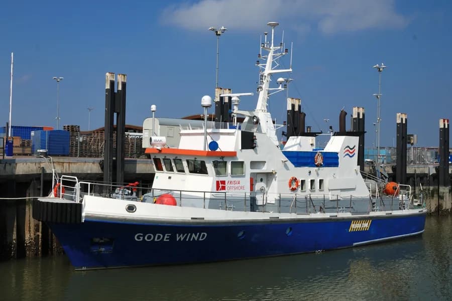 IMO 8807404