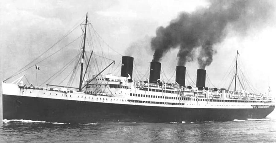 SS France