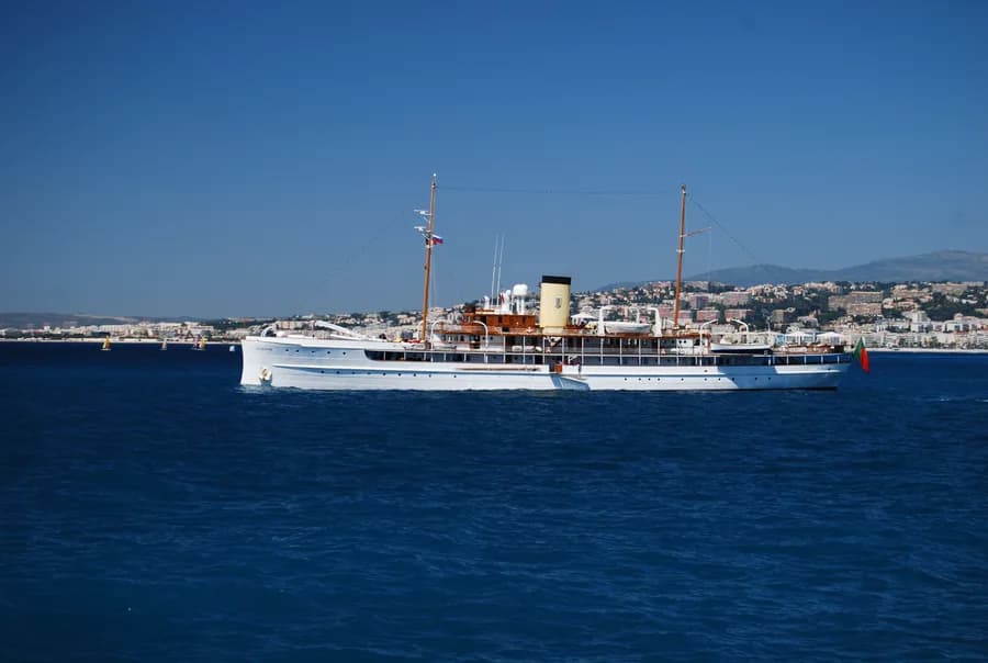 SS Delphine