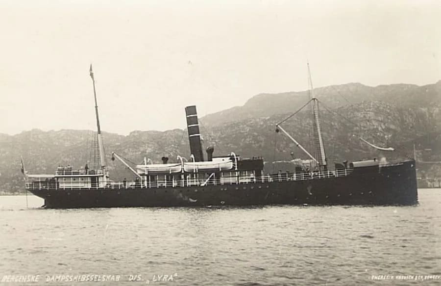 DS «Lyra»