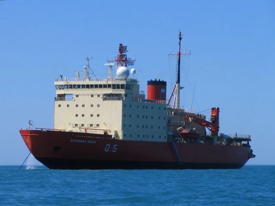 ARA Almirante Irízar
