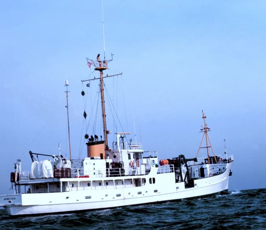 NOAAS George B. Kelez