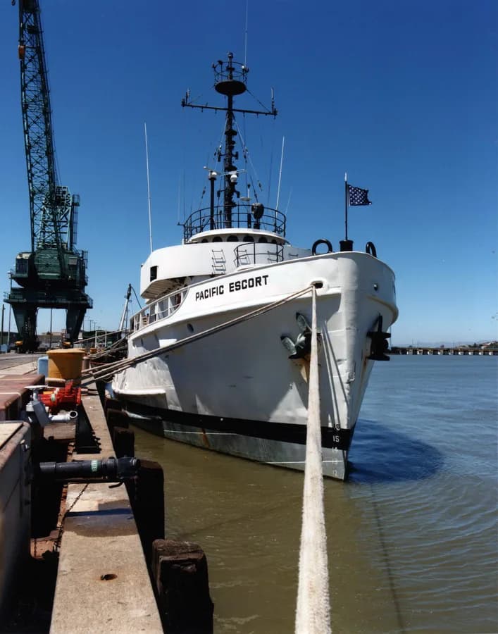 RV Pacific Escort I