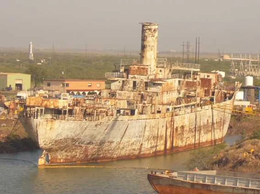 SS Maritime Victory
