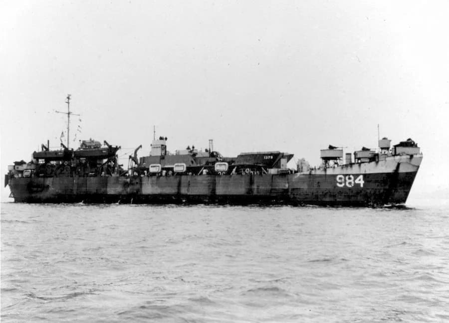 USS LST-984