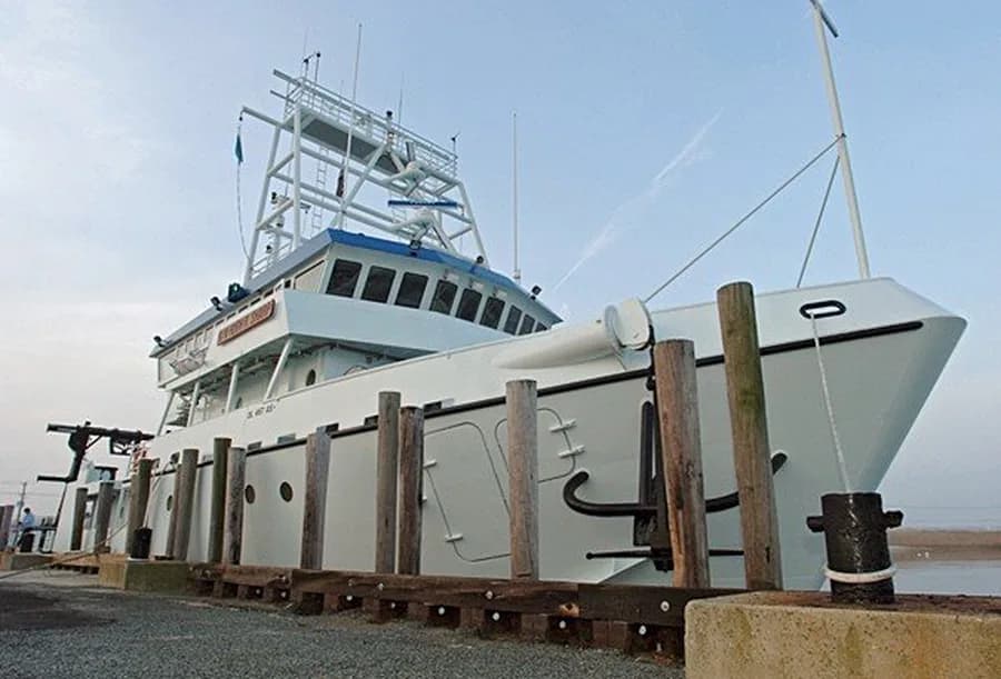 RV Hugh R. Sharp