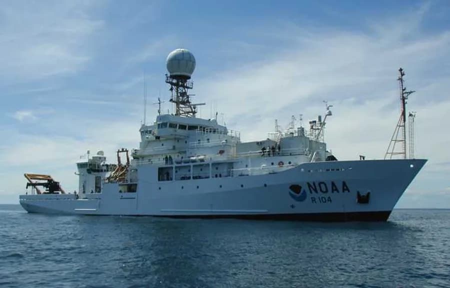 NOAAS Ronald H. Brown