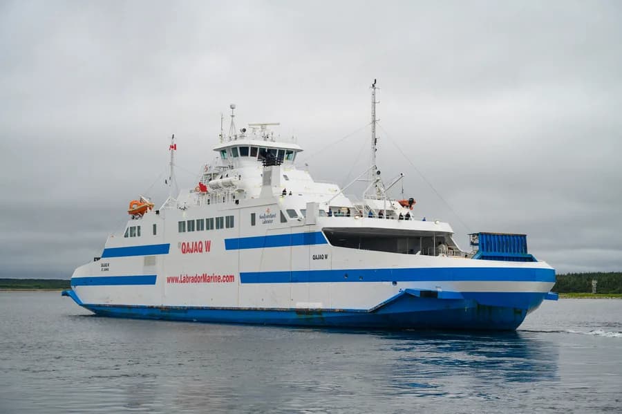 QAJAQ W