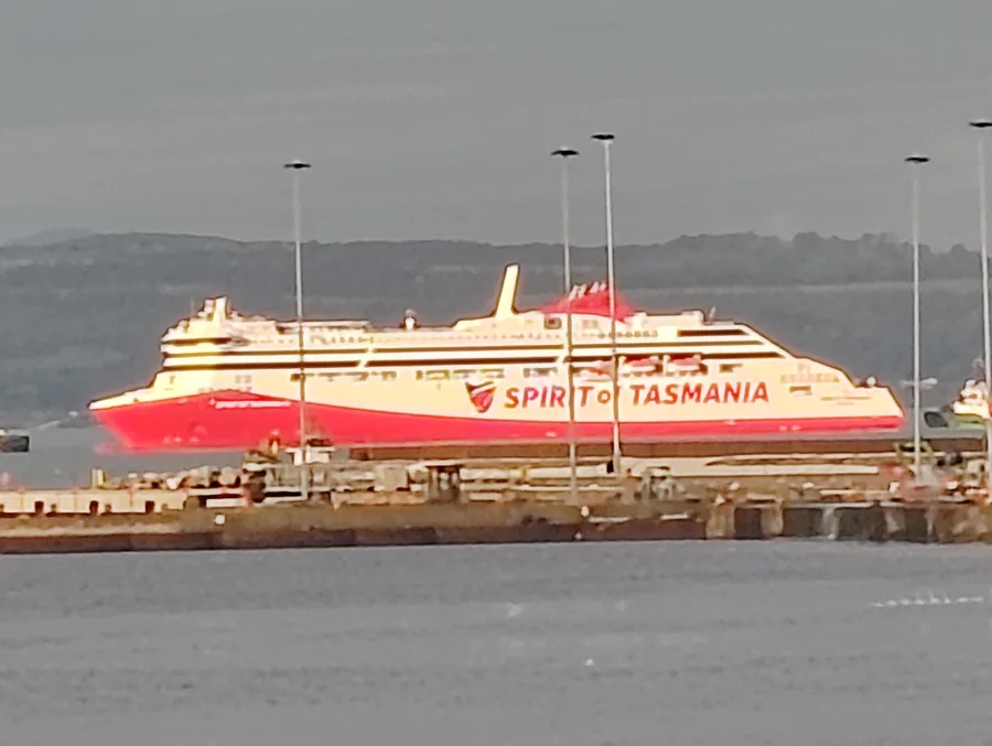 SPIRIT OF TASMANIA IV
