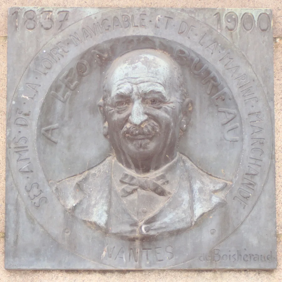 Léon Bureau
